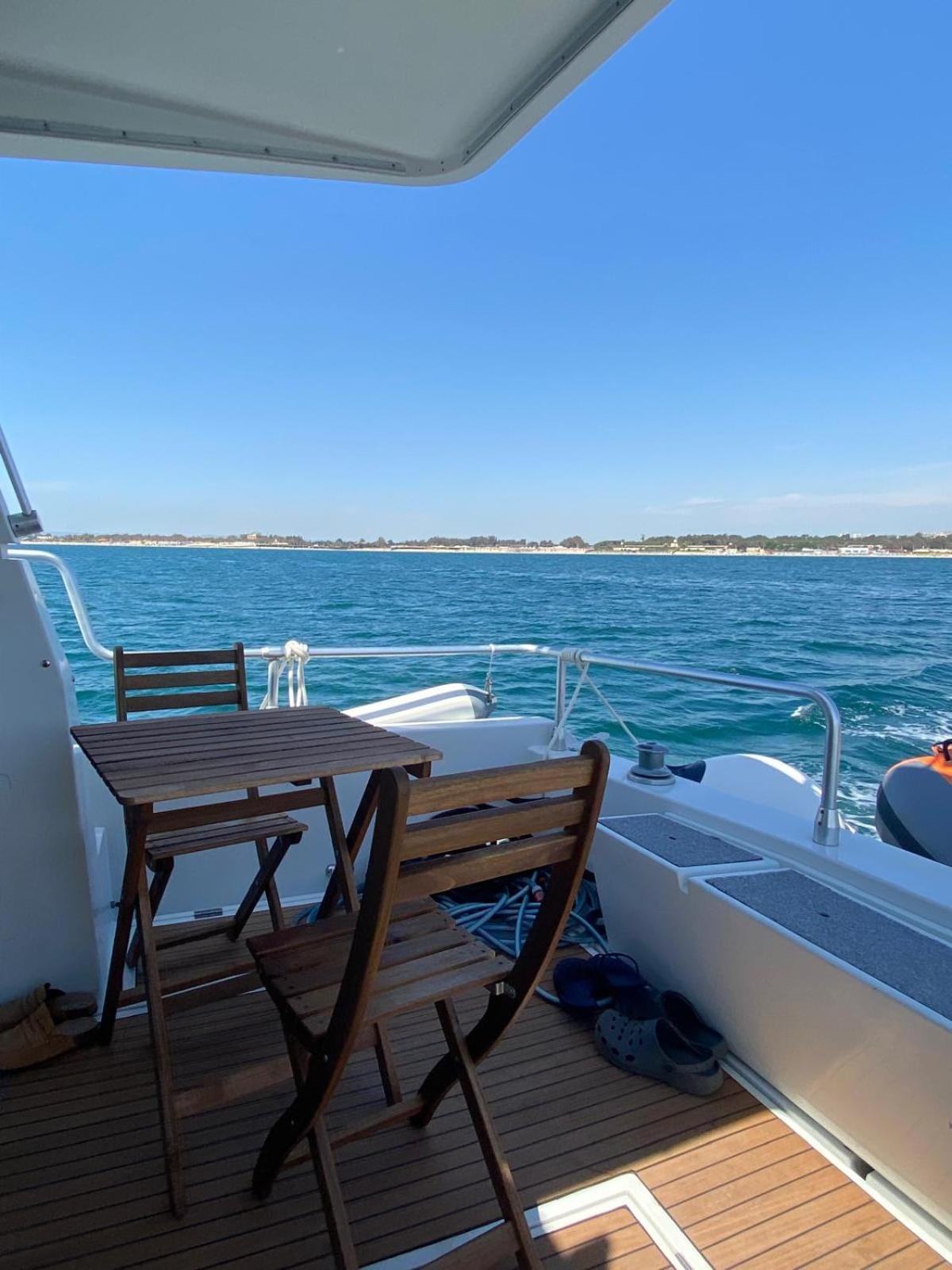 Отель She'S Mine Yacht Катания Экстерьер фото